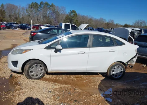 2013 Ford Fiesta S from USA, damaged, VIN 3FADP4AJ4DM164548
